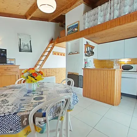 Holiday home Charmante Maison Avec Mezzanine, Piscine Chauffee, A 600m De La - - Fr-1-224a-586 Bretignolles-sur-Mer