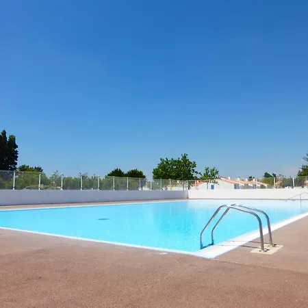 Charmante Maison Avec Mezzanine, Piscine Chauffee, A 600m De La - - Fr-1-224a-586 Brétignolles-sur-Mer
