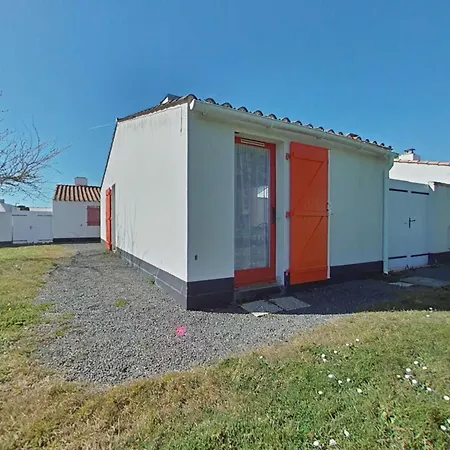 Charmante Maison Avec Mezzanine, Piscine Chauffee, A 600m De La - - Fr-1-224a-586 *